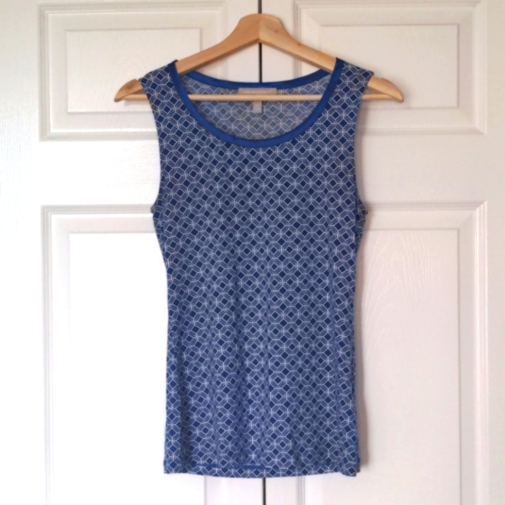 Banana Republic Blue and White Print Tank Top